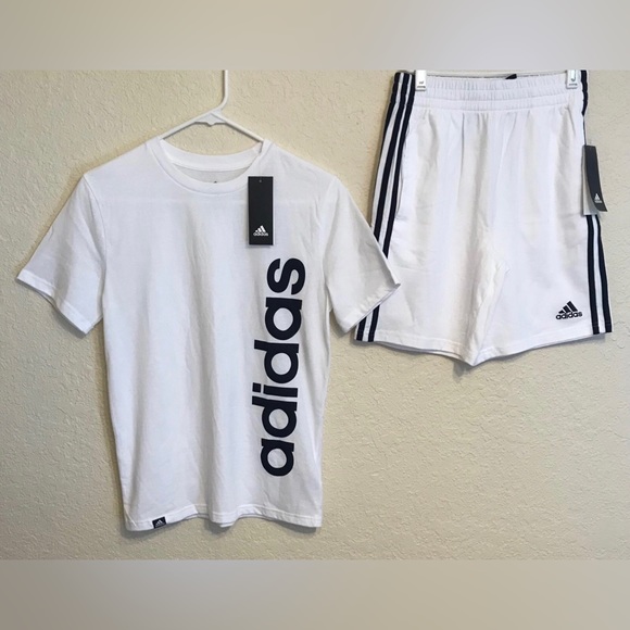 Brand New - Adidas Boys 2 Piece Set - Picture 2 of 2